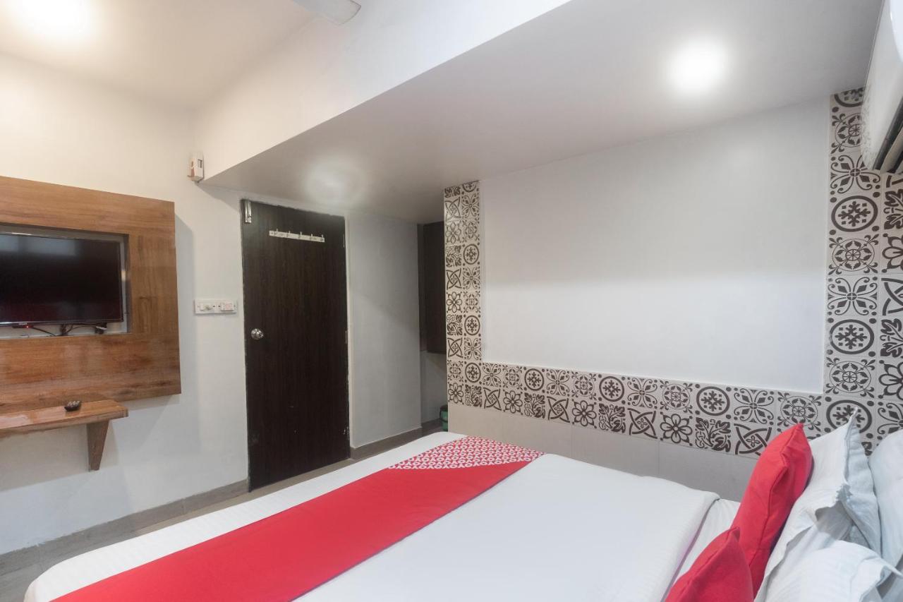 Oyo 49867 Hotel Kalpana Residency Bombay Esterno foto