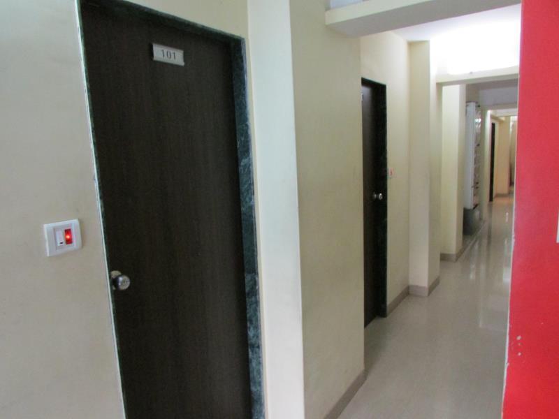 Oyo 49867 Hotel Kalpana Residency Bombay Esterno foto